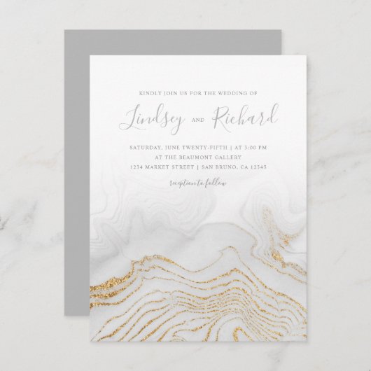 Gouden Glitter Marmer & Modern Script Huwelijksuit Uitnodiging Briefkaart (Voorkant / Achterkant)