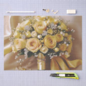 Gouden gloed: een honingzoete roos boeket van lief tissuepapier (Craft)