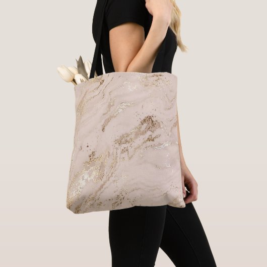 Gouden golven: Abstract marmer Tote Bag (Dichtbij)