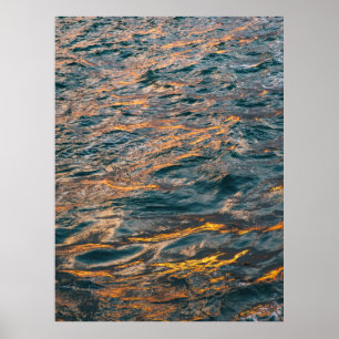 Gouden golven bij zonsondergang - Ocean Water Refl Poster