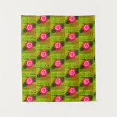 Gouden Groen Heet Roze Bloemen Artisan Haak Print Wandkleed (Voorkant)
