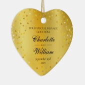 Gouden Harten Confetti Trouw Aangepaste Monogram Keramisch Ornament (Rechts)