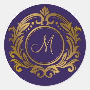 Gouden kam met monogram initiaal op paars ronde sticker