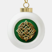 Gouden Keltische knoop op groen Keramische Bal Ornament (Voorkant)