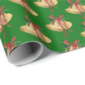 gouden kerstbellen op groen cadeaupapier (Rol Hoek)