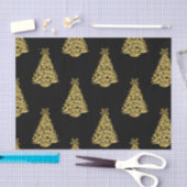 Gouden kerstbomen op zwarte kerst tissuepapier (Craft)