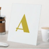 Gouden kleur Custom Monogram Initiaal Letter Plain Reclamebord Met Voetstuk (Insitu)