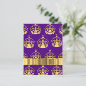 Gouden kronen op paars briefkaart (Staand voorkant)