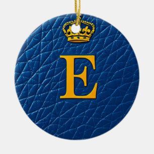 Gouden Kroon Boven Stijlvolle Letter E Keramisch Ornament