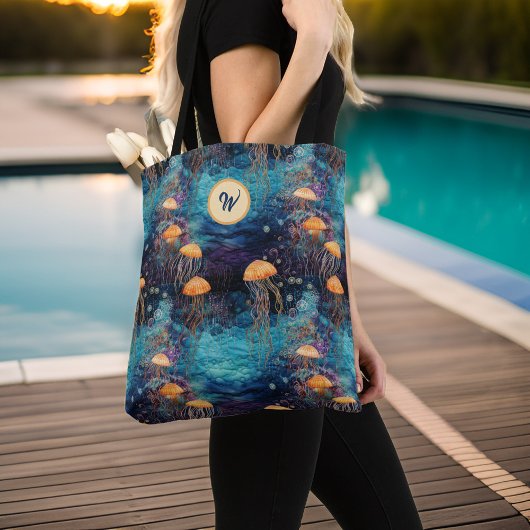 Gouden Kwallen in Blauwgroen Oceaan w Monogram Ini Tote Bag