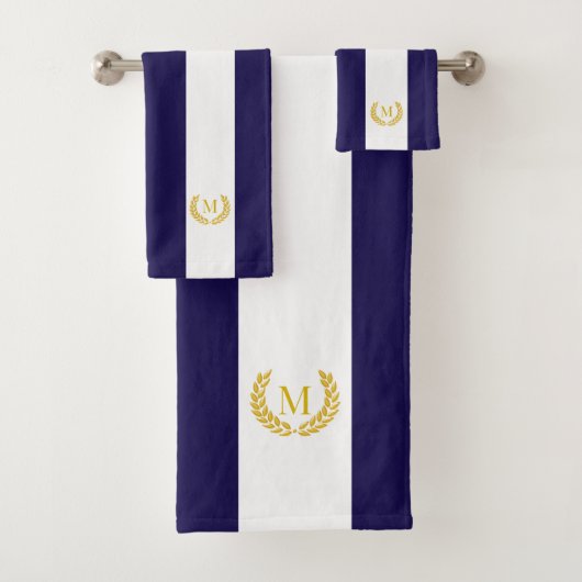 Gouden laurier & Monogram op Blauw & Wit Gestreept Bad Handdoek (Insitu)