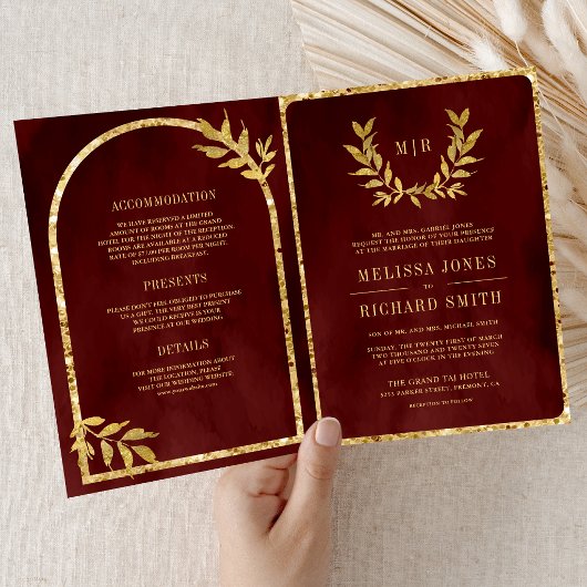Gouden lauwerkrans bladeren bordeauxrood bruiloft