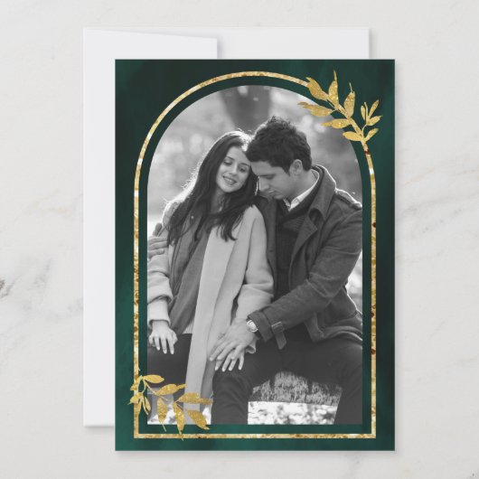 Gouden lauwerkrans bladeren smaragdgroene trouw save the date (Achterkant)