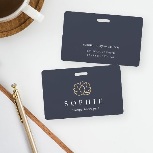Gouden Lotus Bloem Spa Medewerker Badge