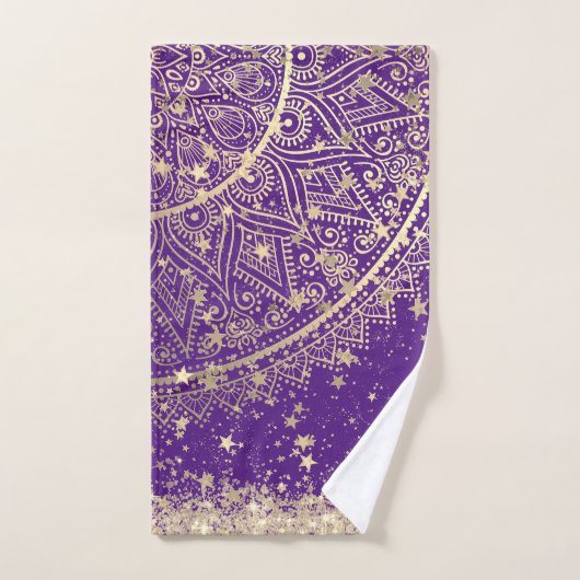 Gouden Lotus Mandala met gouden sterren op Paarse Bad Handdoek (Handdoek)