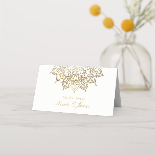 Gouden Mandala Witte Chic Bruiloft Moderne Tafel S Plaatskaartje (Voorkant)