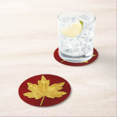 Gouden Maple Leaf op Rood Ronde Kartonnen Onderzetter (Insitu)