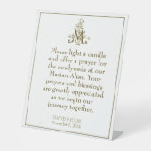 Gouden Maria Kruis Gezegend Moeder Altaarteken Reclamebord Met Voetstuk (Voorkant)