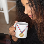 Gouden medaille op een lint-Mok Koffiemok