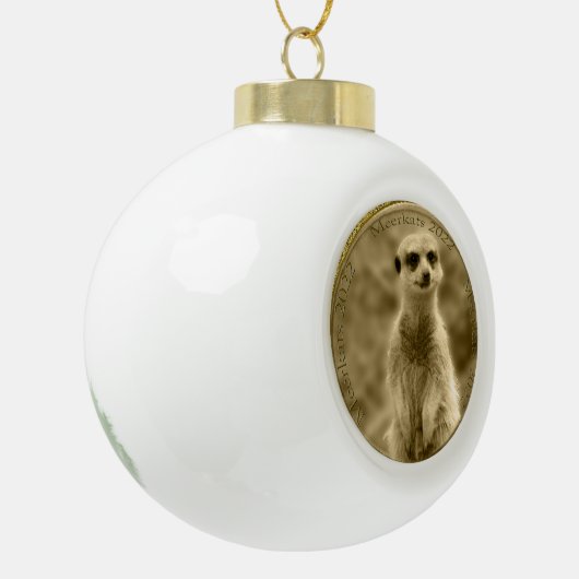 Gouden Meerkat 2022 Munt, kerstkledij Keramische Bal Ornament (Links)