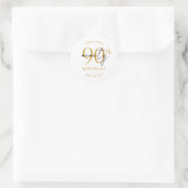 Gouden moderne script 90ste verjaardagsfeestje ronde sticker (Tas)