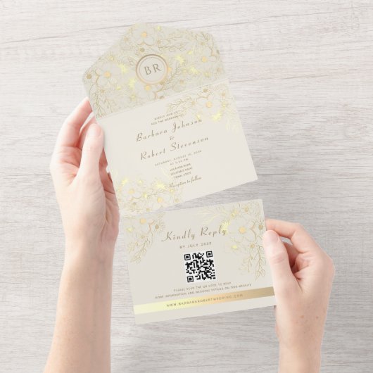 Gouden Monogram Huwelijk QR Code All In One Uitnodiging (Afscheurbaar)