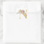 Gouden MONOGRAM letter N met bloem Vierkante Sticker (Tas)