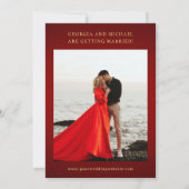 Gouden Monogram Minimalistisch Donkerrood Stijlvol Save The Date (Achterkant)