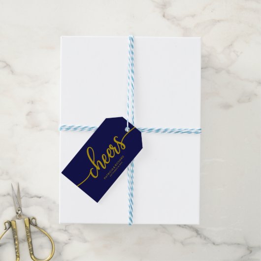 Gouden Navy Blauwe Calligrafie Proost Wijnfles Lab Cadeaulabel (Met Touw)