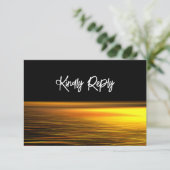 Gouden Oceaan, Elegant Strand Bruiloft RSVP Kaartje (Staand voorkant)