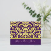 Gouden & Paarse Damask Scroll Save The Date Briefk Aankondigingskaart (Staand voorkant)