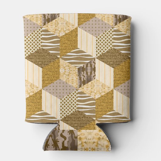 Gouden Patchwork: Sandy Quilt Elegance. Blikjeskoeler (Achterkant)