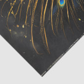 Gouden pauw met blauwe veren op zwart tissuepapier (Detail)