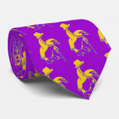 gouden pinguïn met paars stropdas (Opgerold)