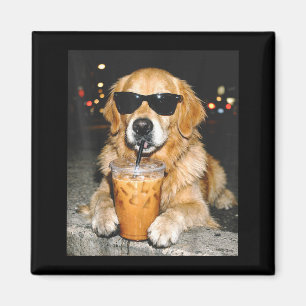 Gouden retriever drinkt ijskoude koffie grappige h magneet