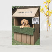 Gouden Retriever In Kissing Booth Kaart (Gele Bloem)