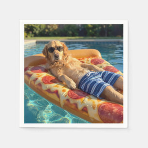 Gouden Retriever op een Zwembadrond zwemvest in de Servet