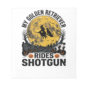 Gouden Retriever Rijdt Schotshot Halloween Heksenk Notitieblok