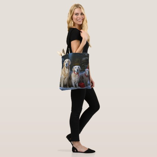 Gouden Retriever Sneeuwslee Kerst Decor Tote Bag (Op model)