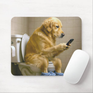 Gouden Retriever Zit op het Toilet en Sms't Muismat