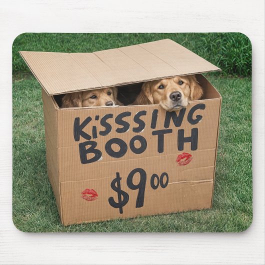 Gouden Retrievers in Kissing Booth Muismat (Voorkant)
