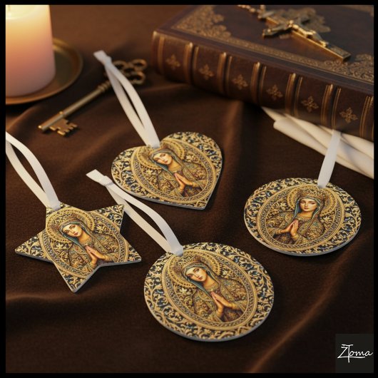Gouden Reverentie Maagd Maria Ornament