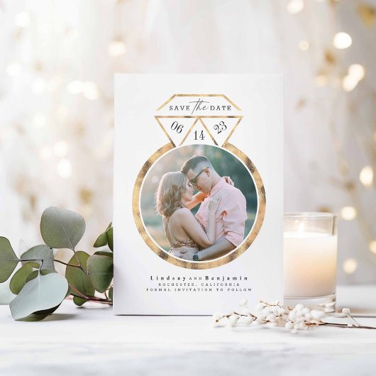 Gouden Ring Modern en Elegant Save the Date Foto