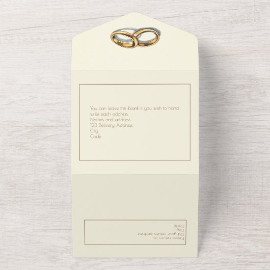 Gouden ringen trouwuitnodiging en RSVP All In One Uitnodiging (Buitenkant)