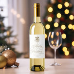 Gouden Romantische Kalligrafie Vrolijk Kerstfeest Wijn Etiket<br><div class="desc">Dit kerst wijnlabel heeft elegante en romantische swirly kalligrafie belettering,  geaccentueerd met een winter berry holly boeket. Voor meer geavanceerde aanpassing van dit ontwerp,  klikt u op de BLUE DESIGN TOOL BUTTON. Overeenkomende objecten zijn ook beschikbaar.</div>