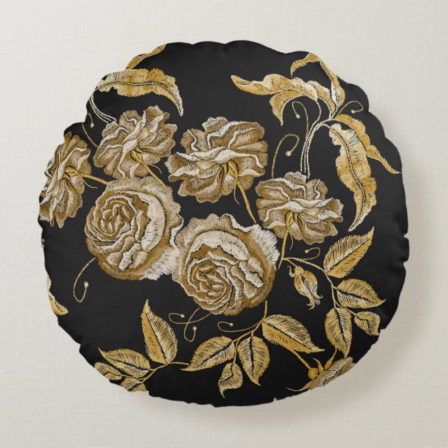 Gouden Rozen:  borduurpatroon Rond Kussen (Voorkant)