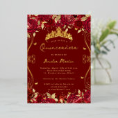 Gouden Ruby Red Swirl Scroll Floral Quinceanera Folie Uitnodiging (Staand Voorkant)