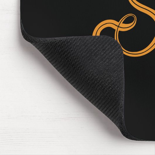 Gouden script aangepaste initialen zwart muismat (Hoek)