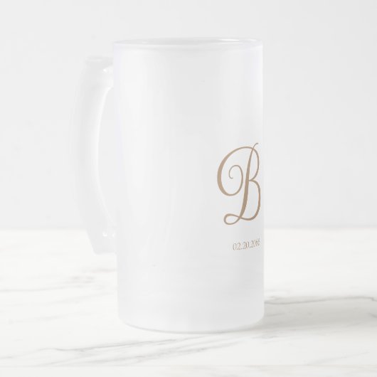 Gouden Script Monogram Bruiloft Matglas Bierpul (Voorkant links)