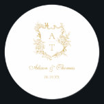 Gouden Script Monogram Crest Wedding Envelope Seal Ronde Sticker<br><div class="desc">Elegant faux gouden script bloemenmonogram kuif bruiloft classic envelop seal sticker.</div>